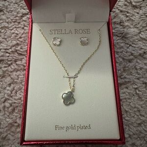 🪴STELLA ROSE LONDON Clover Gold Plated Jewelry Set - White